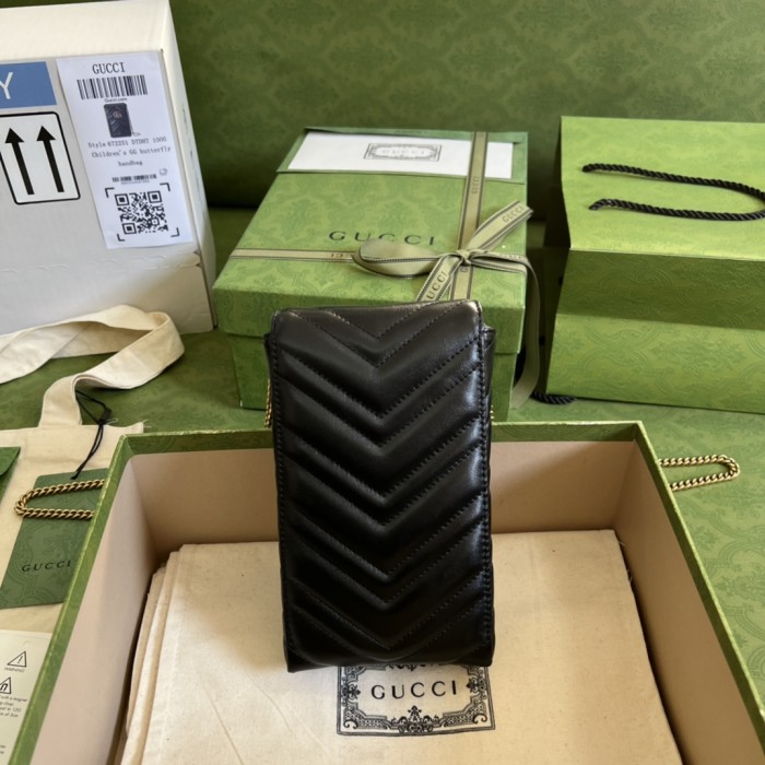  Handbag   Gucci  672251 size 20*10*3.5 cm