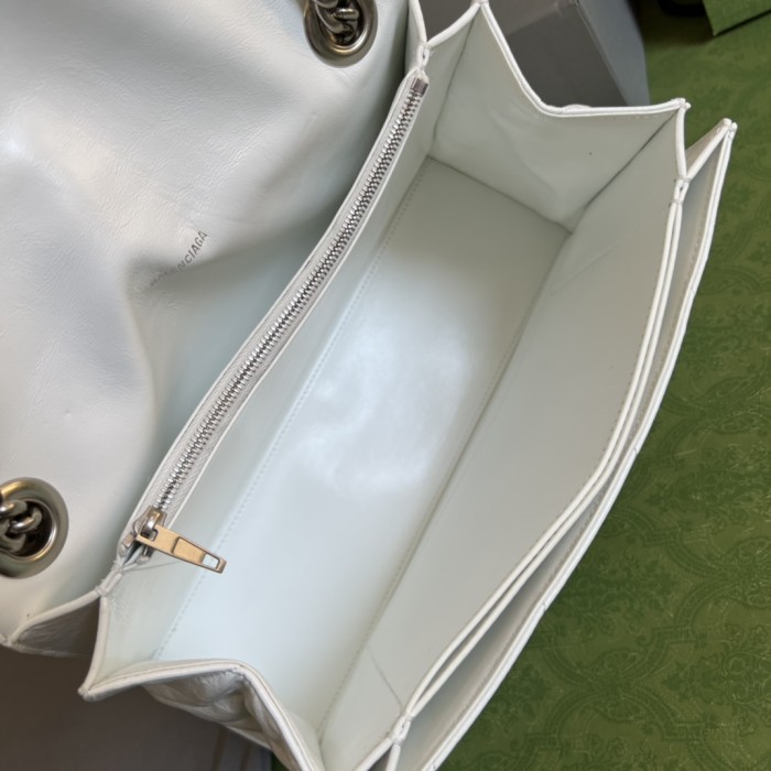  Handbag   Gucci  716393  size  31x19.8x6.9 cm