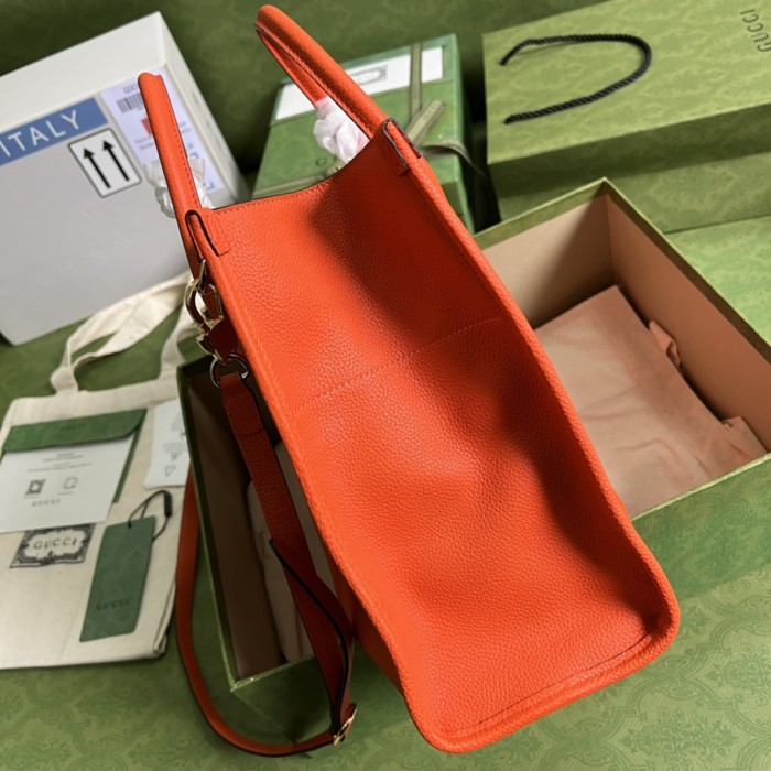  Handbag   Gucci  674822 size 31.5*26.5*15 cm