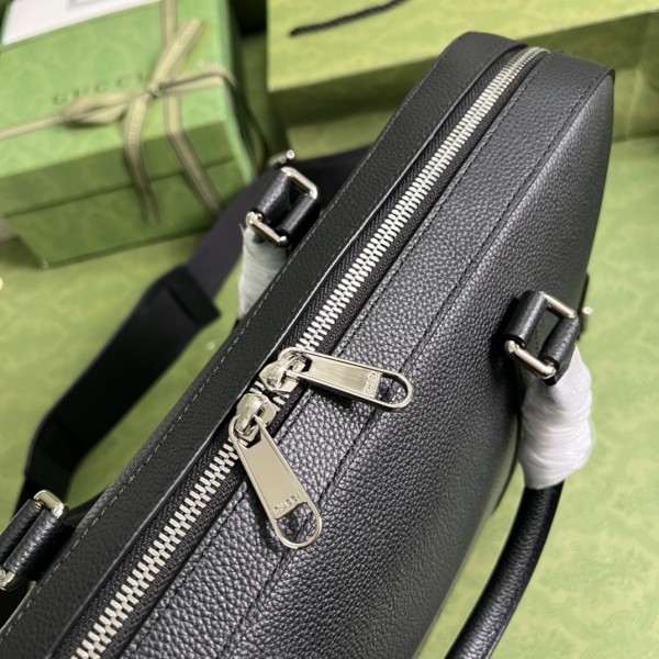 Handbag  Gucci 674174 size 40.3*30*6 cm