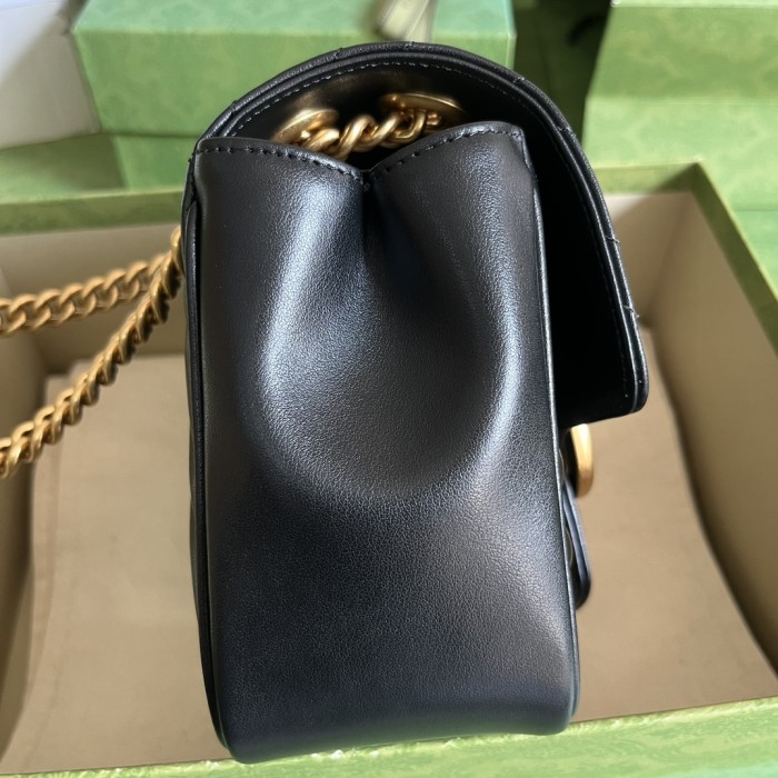 Handbag  Gucci  739682 size 18*13.5*8 cm