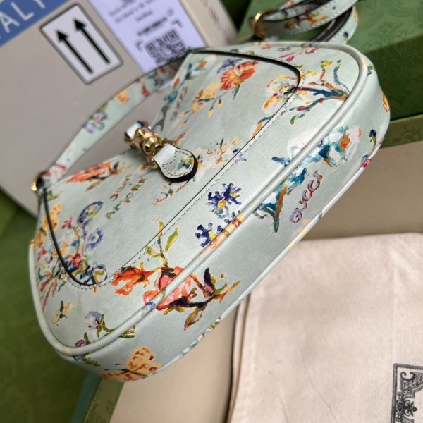  Handbag  Gucci 637091 size  19*13*3 cm