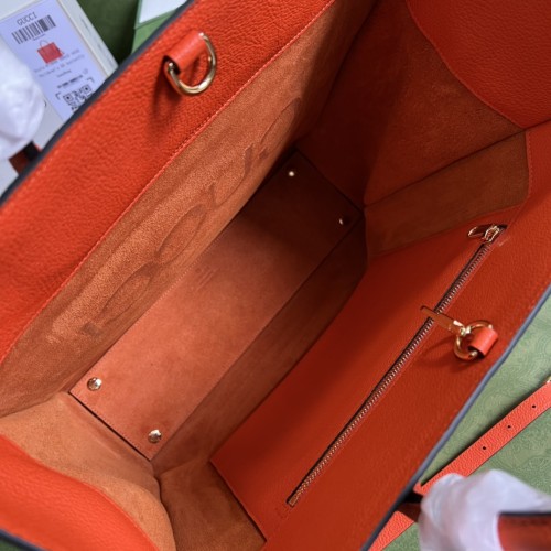 Handbag   Gucci  674850  size 36.5*38.5*15 cm