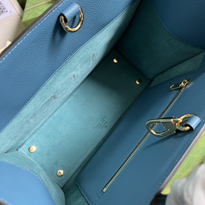  Handbag   Gucci  674822  size 31.5*26.5*15 cm