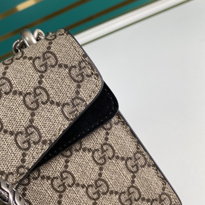  Handbag  Gucci 421970  size 20*15.5*5 cm