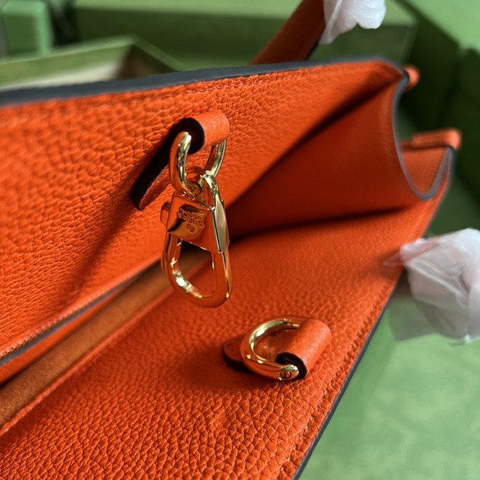  Handbag   Gucci  674822 size 31.5*26.5*15 cm