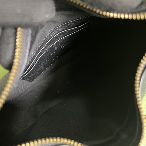  Handbag  Gucci 731817 size 25*19*7  cm