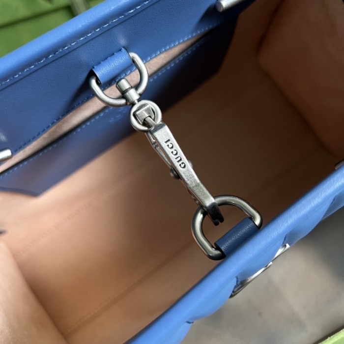 Handbag   Gucci  681483  size  26.5*19*11 cm