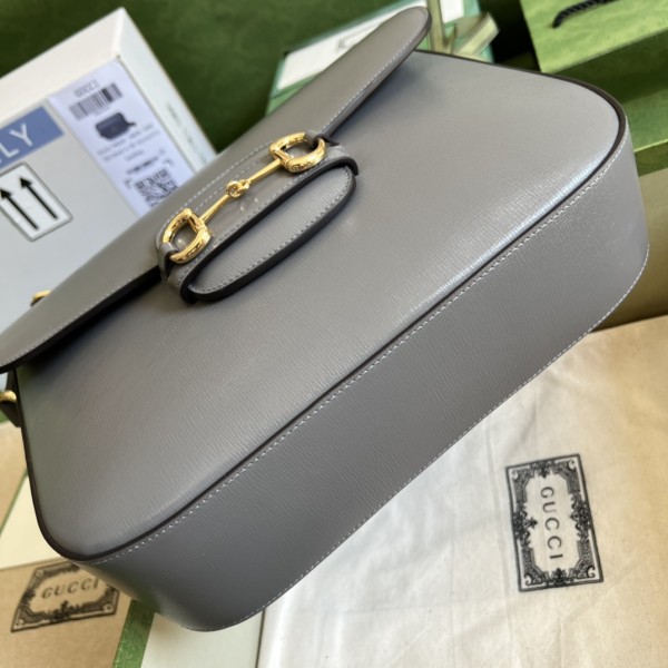  Handbag   Gucci  700457  size 30*21*7.5 cm