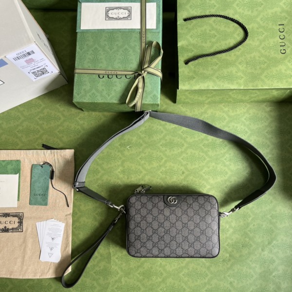  Handbag   Gucci  699439  size  23.5*6*4.5  cm
