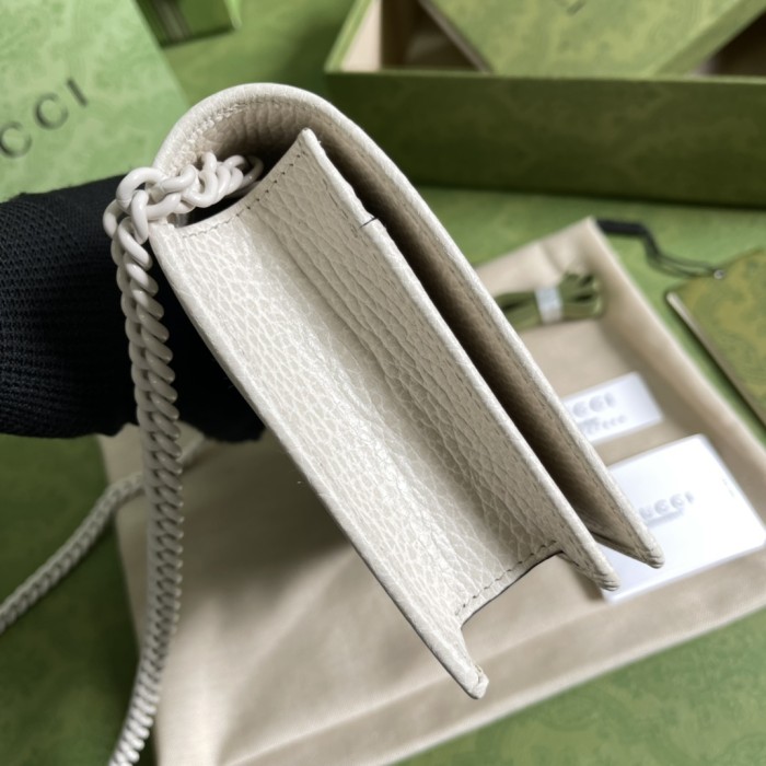  Handbag   Gucci  497985  size  20*12.5*4 cm