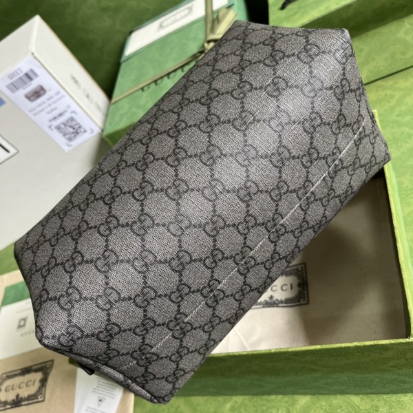  Handbag   Gucci  572767  size  25.5x 12x 11.5 cm