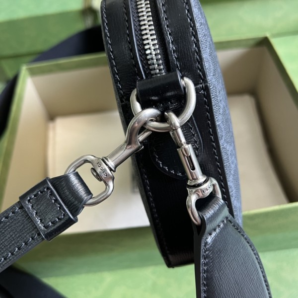  Handbag   Gucci  703468  size 24.5x 16x 4.5  cm