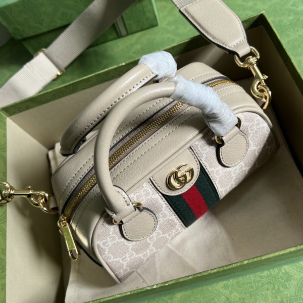  Handbag   Gucci  724606  size 21*12*10  cm