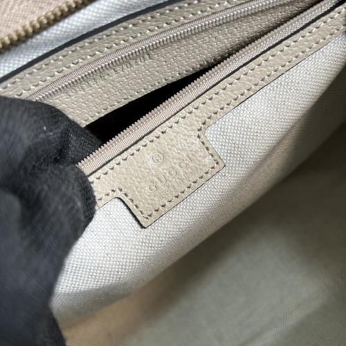  Handbag  Gucci  598234  size  28.5*18*9 cm