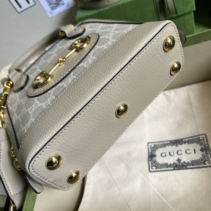  Handbag   Gucci  677212  size  20*19.5*7.5  cm
