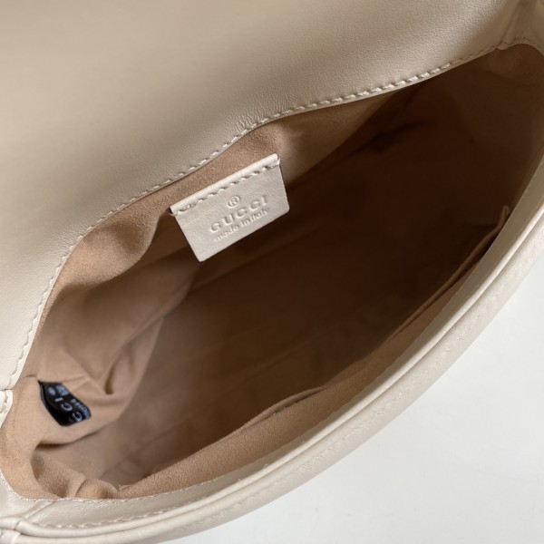  Handbag  Gucci 547260  size 21*15.5*8 cm