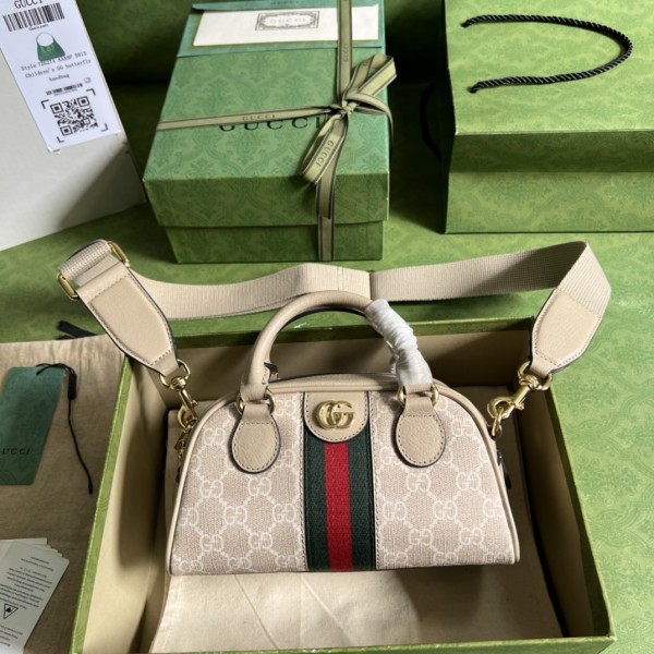  Handbag   Gucci  724606  size 21*12*10  cm
