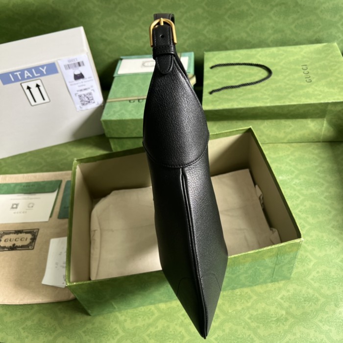  Handbag   Gucci  726274  size  39*38*2  cm