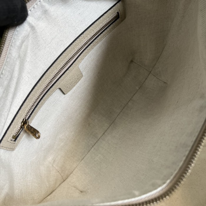  Handbag   Gucci  598125  size  30*22*5.5 cm