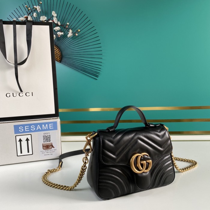  Handbag   Gucci  547260  size  21*15.5*8  cm