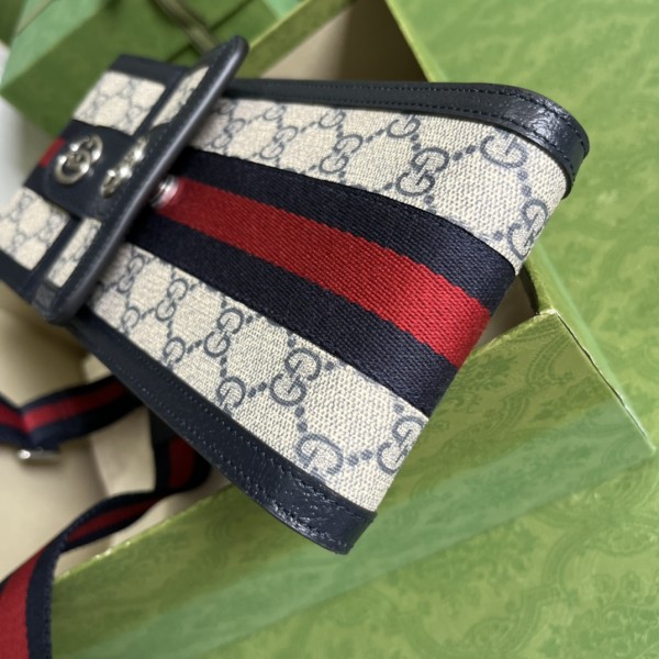  Handbag   Gucci  699173 size   11.5*18*3.5 cm