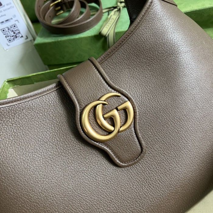  Handbag   Gucci  726274  size  39*38*2  cm