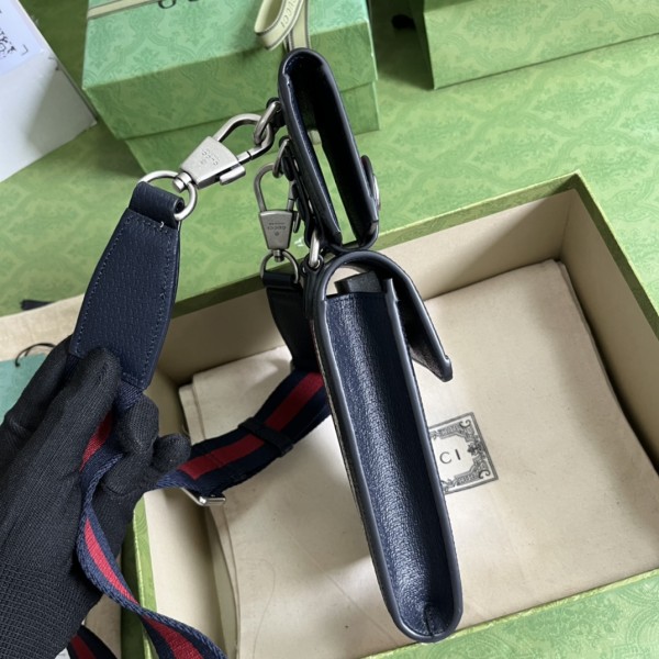  Handbag   Gucci  699173 size   11.5*18*3.5 cm