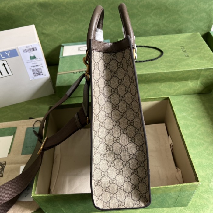  Handbag   Gucci  724685  size  30*32*10.5  cm