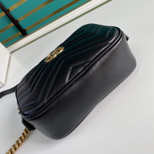  Handbag   Gucci   448065  size  18*12*6  cm