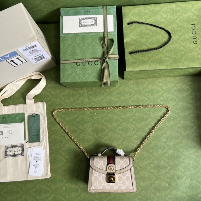  Handbag  Gucci  696180  size  17.5x13x6 cm