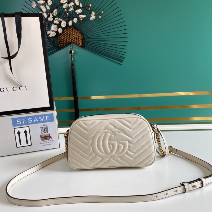  Handbag   Gucci  447632  size  24*12*7  cm