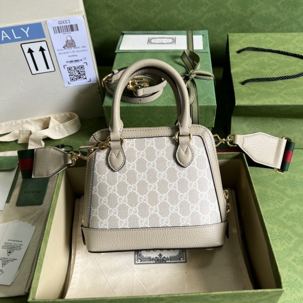  Handbag   Gucci  677212  size  20*19.5*7.5  cm