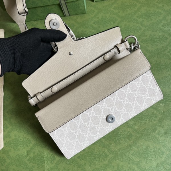 Handbag   Gucci  731782  size  25*14*4  cm