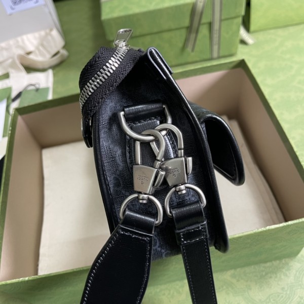  Handbag   Gucci  674164  size  21*16.5*8 cm