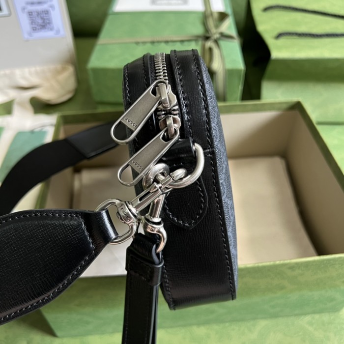  Handbag   Gucci  703468  size 24.5x 16x 4.5  cm