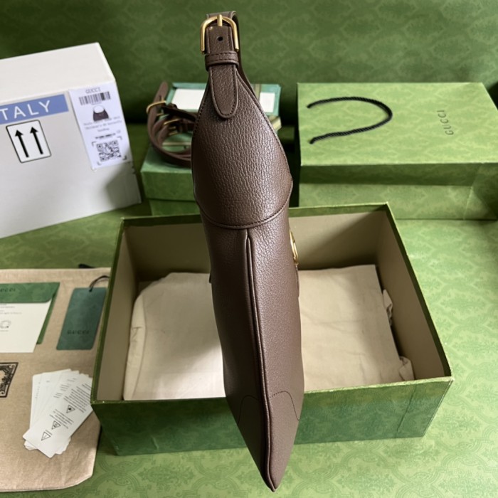  Handbag   Gucci  726274  size  39*38*2  cm