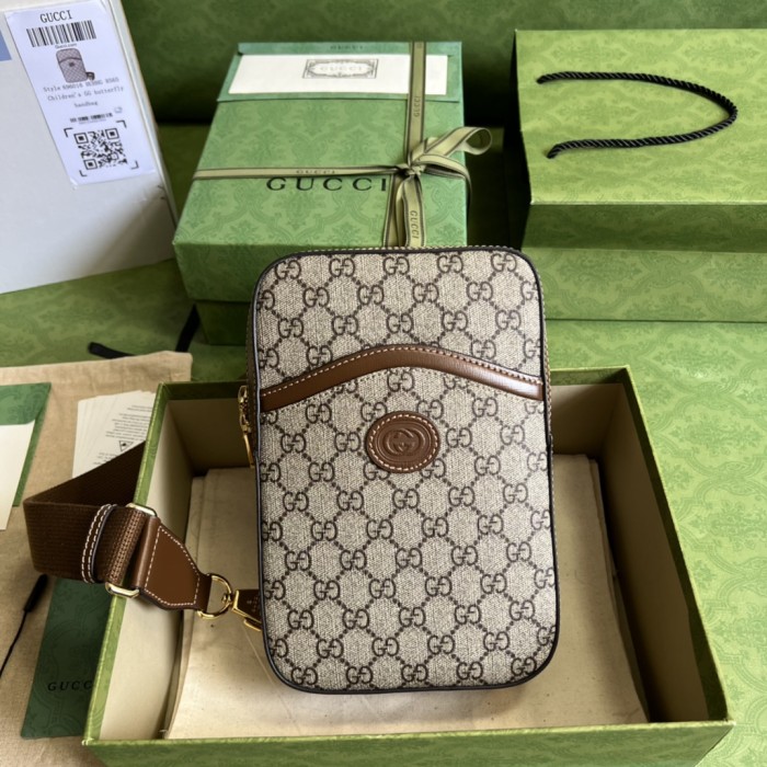  Handbag   Gucci  696016  size 24*16*5 cm