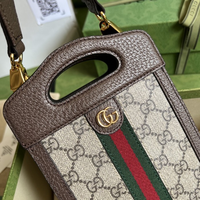  Handbag   Gucci  699770  size  14*22.5*4.5  cm