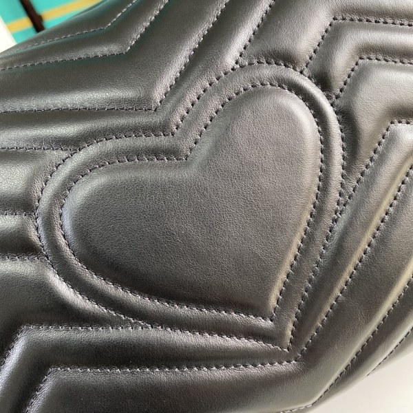  Handbag   Gucci  443496  size  31*19*7  cm