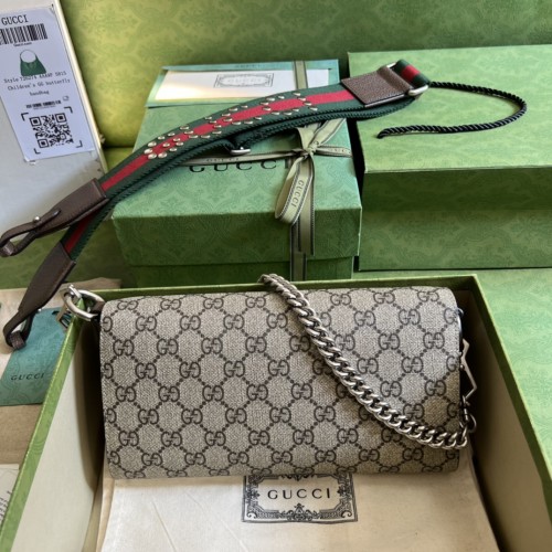Handbag   Gucci  731782  size  25*14*4  cm