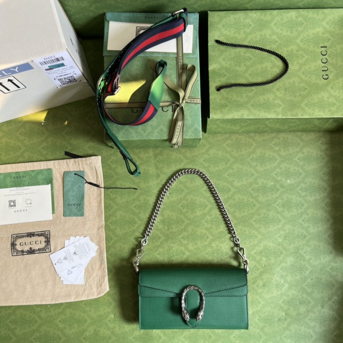  Handbag   Gucci  731782  size  25*14*4  cm