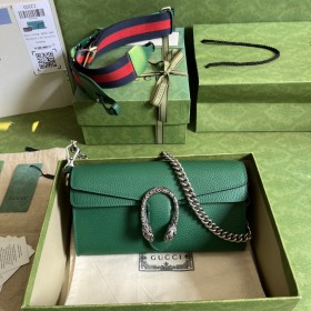  Handbag   Gucci  731782  size  25*14*4  cm