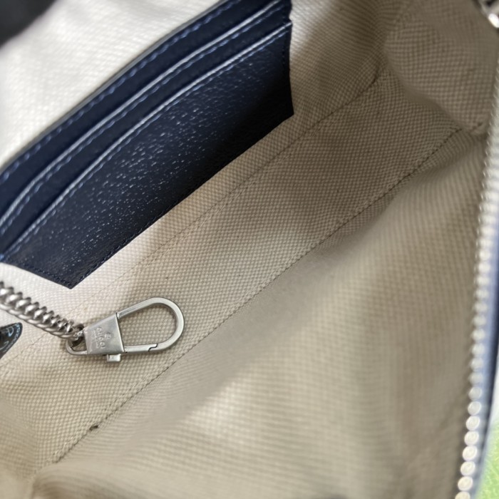  Handbag  Gucci 722557 size 18*11*6  cm