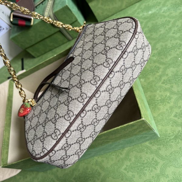  Handbag  Gucci  735132  size  25*15.5*6 cm
