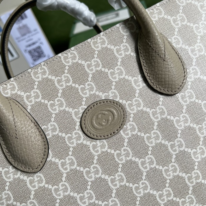  Handbag   Gucci  659983  size  31x 26.5x 14  cm