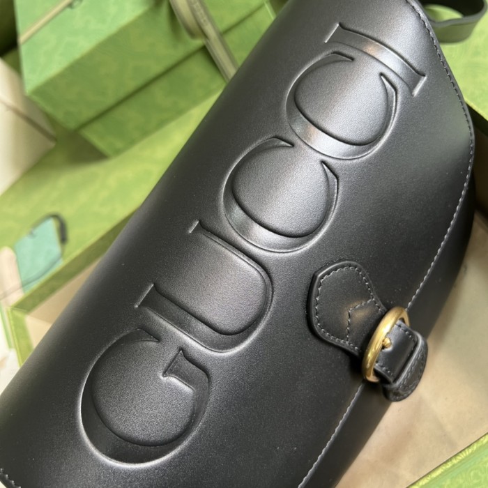 Handbag   Gucci  675923 size  25*19*8 cm