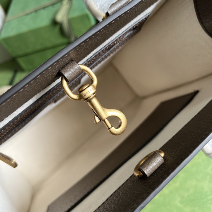  Handbag   Gucci  724685  size  30*32*10.5  cm