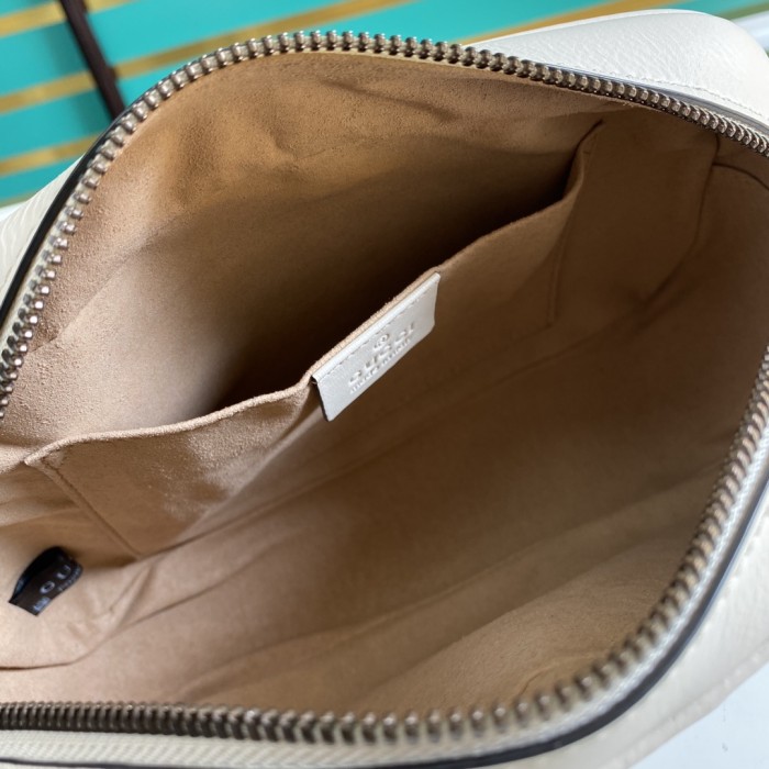  Handbag   Gucci  447632  size  24*12*7  cm