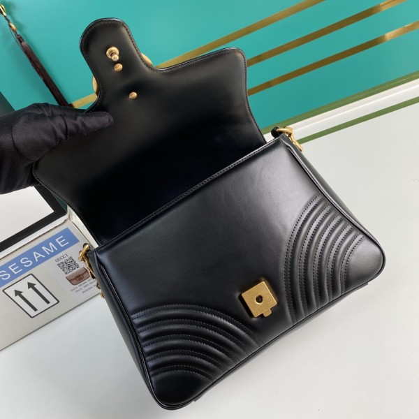  Handbag   Gucci  498110  size  27*19*10.5  cm